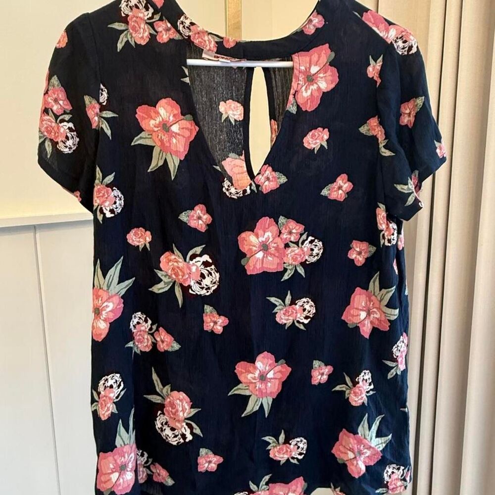 Bongo Women's Navy and Black Blouse